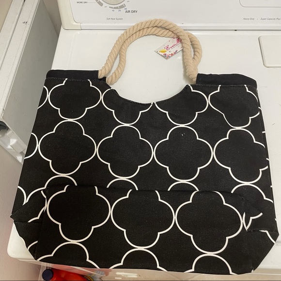 QUATREFOIL CANVAS TOTE BAG - Picture 5 of 13